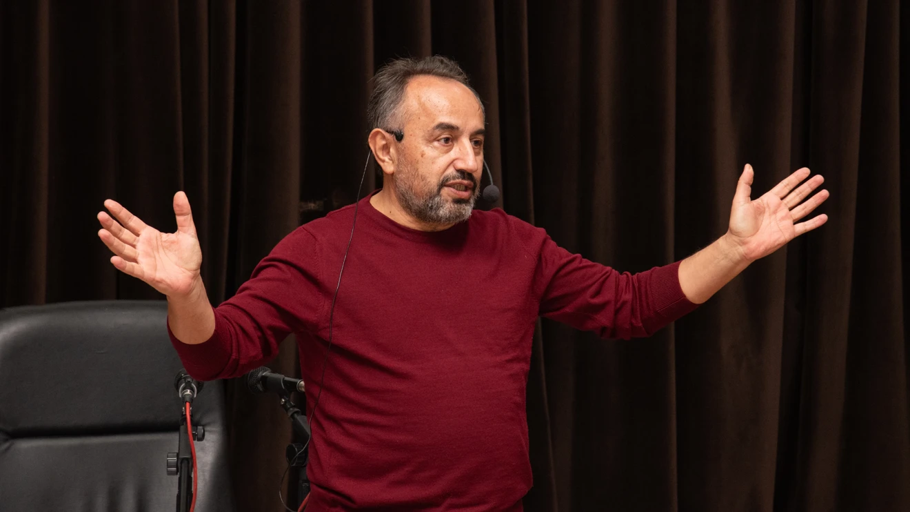 Selçuk Üniversitesinde “Kızıl Elma” anlatıldı